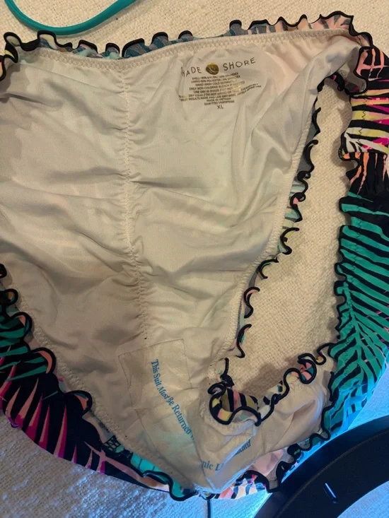 Shade & Shore Strappy Bandeau Top w/ adj straps & Ruffle Print Bottom - NWT - Picture 6 of 8